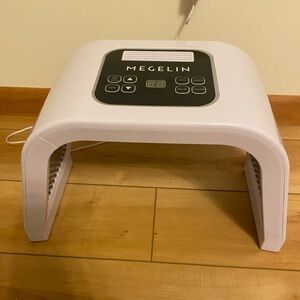 red light therapy machine